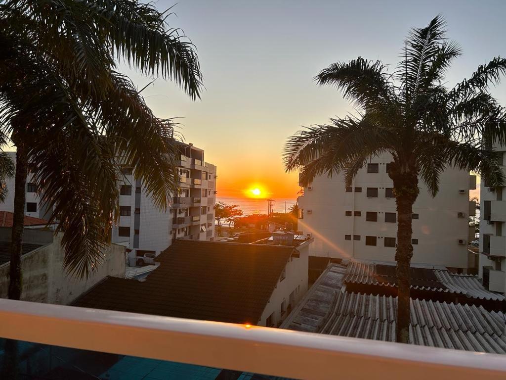 Apartamento área nobre da praia grande, vista para o mar, 3 suítes Ubatuba Exterior foto
